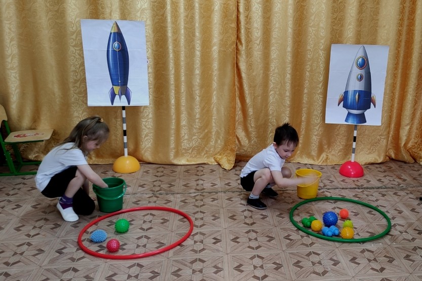 Подробнее о статье Спортивное развлечение «Школа юных космонавтов»