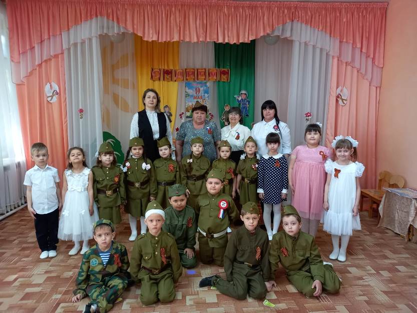 Вы сейчас просматриваете Не смолкнет слава тех великих лет
