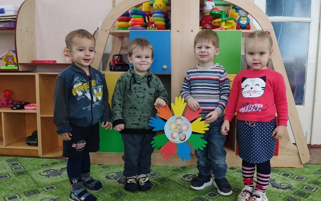 Вы сейчас просматриваете Дружба – это улыбки друзей