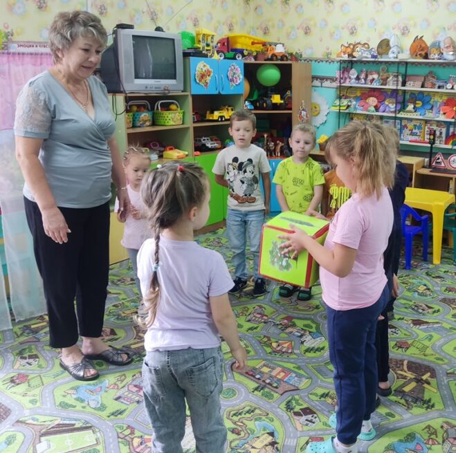 Подробнее о статье Неделя «Лесная» в группе «Ягодки – цветочки»