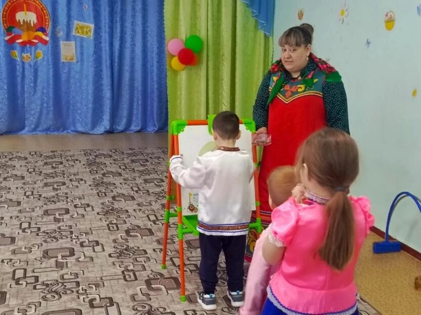 Подробнее о статье Провела развлечение «Светлая Пасха» с воспитанниками